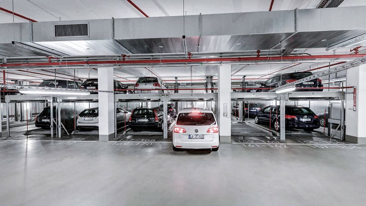 woehr-combilift552-carparkingsystem-autoparksystem-tiefgarage.jpg