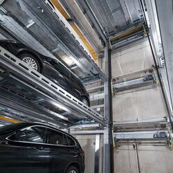 Interieur van het parkeersysteem